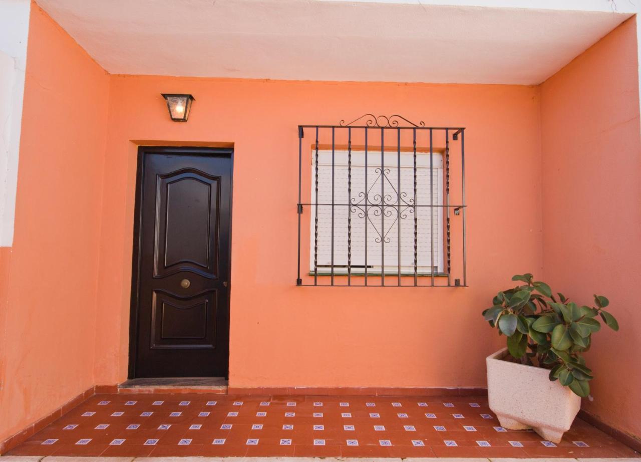 Hostal Nueva Andalucia Alcala de Guadaira Exterior photo